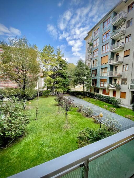 Luxury 1 Bedroom Apartment, Close To San Siro, Fiera And 10 Min Metro To Duomo Milán Exteriér fotografie